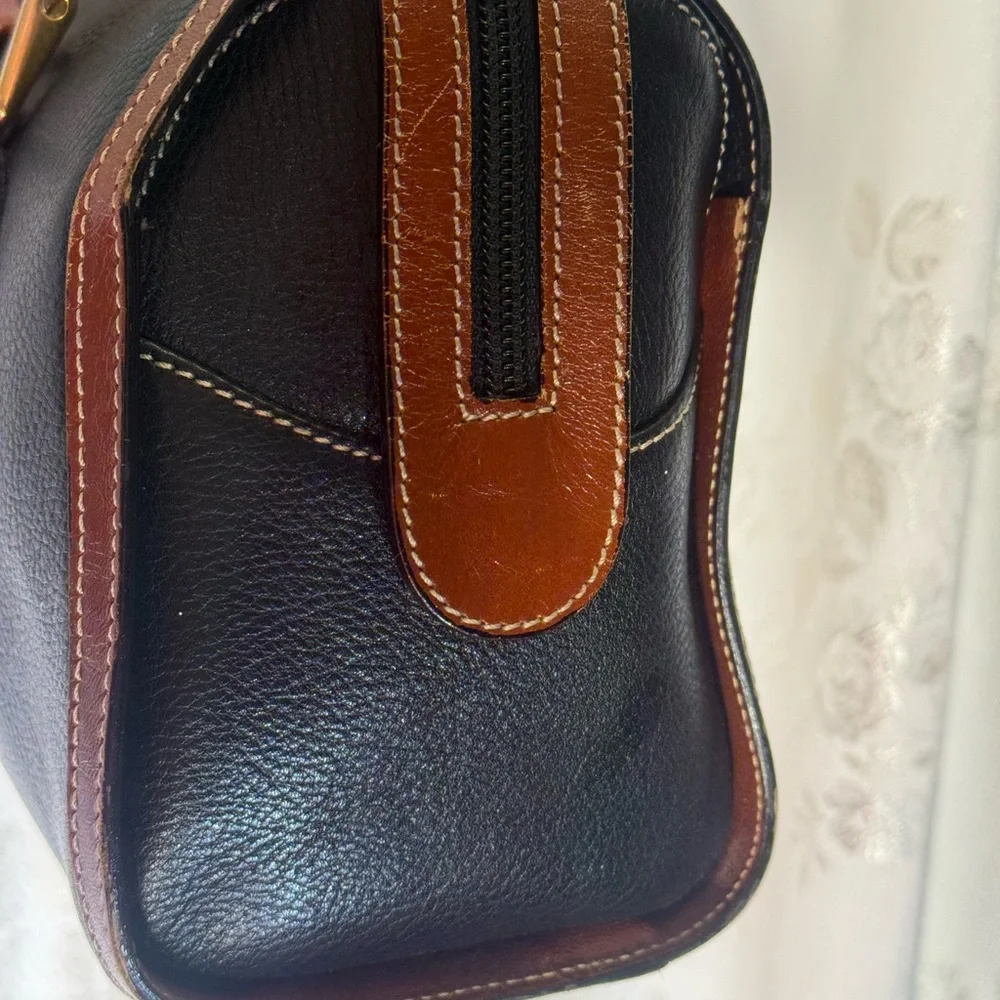 Leather Two-Tone Black and Brown Men's Satchel Bag - Picture 4 of 16